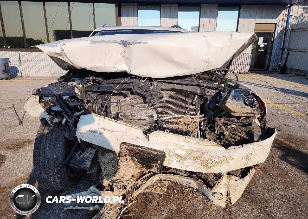 2012 Volkswagen Touareg V6 VIN:WVGFF9BP8CD005379 - 5