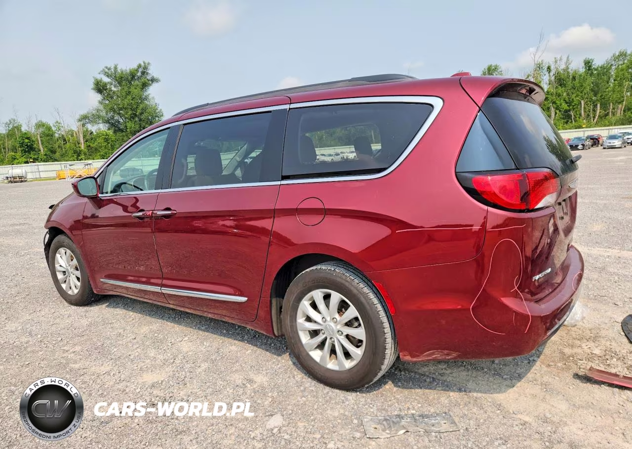 2017 Chrysler Pacifica Touring L VIN:2C4RC1BG3HR837535 - 2