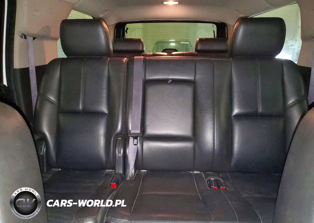 2011 Chevrolet Suburban K1500 Lt VIN:1GNSKJE36BR366384 - 10