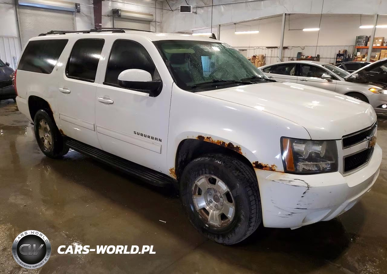 2011 Chevrolet Suburban K1500 Lt VIN:1GNSKJE36BR366384 - 4