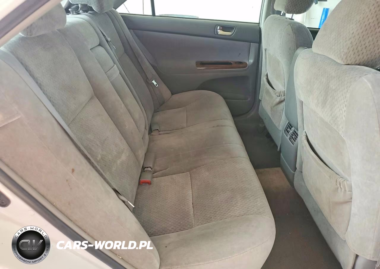 2004 Toyota Camry Xle VIN:4T1BE30K84U330346 - 10