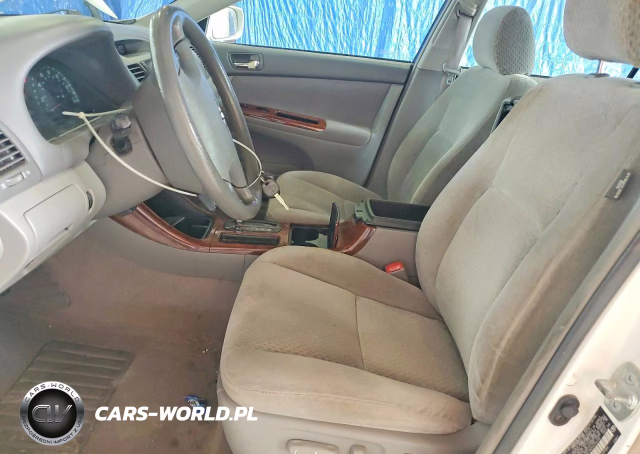 2004 Toyota Camry Xle VIN:4T1BE30K84U330346 - 7