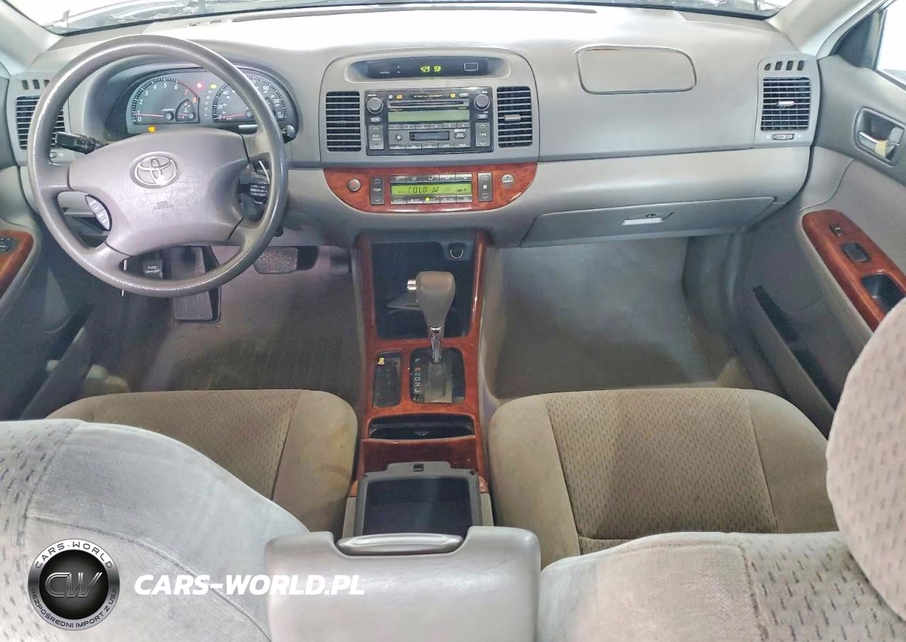 2004 Toyota Camry Xle VIN:4T1BE30K84U330346 - 8