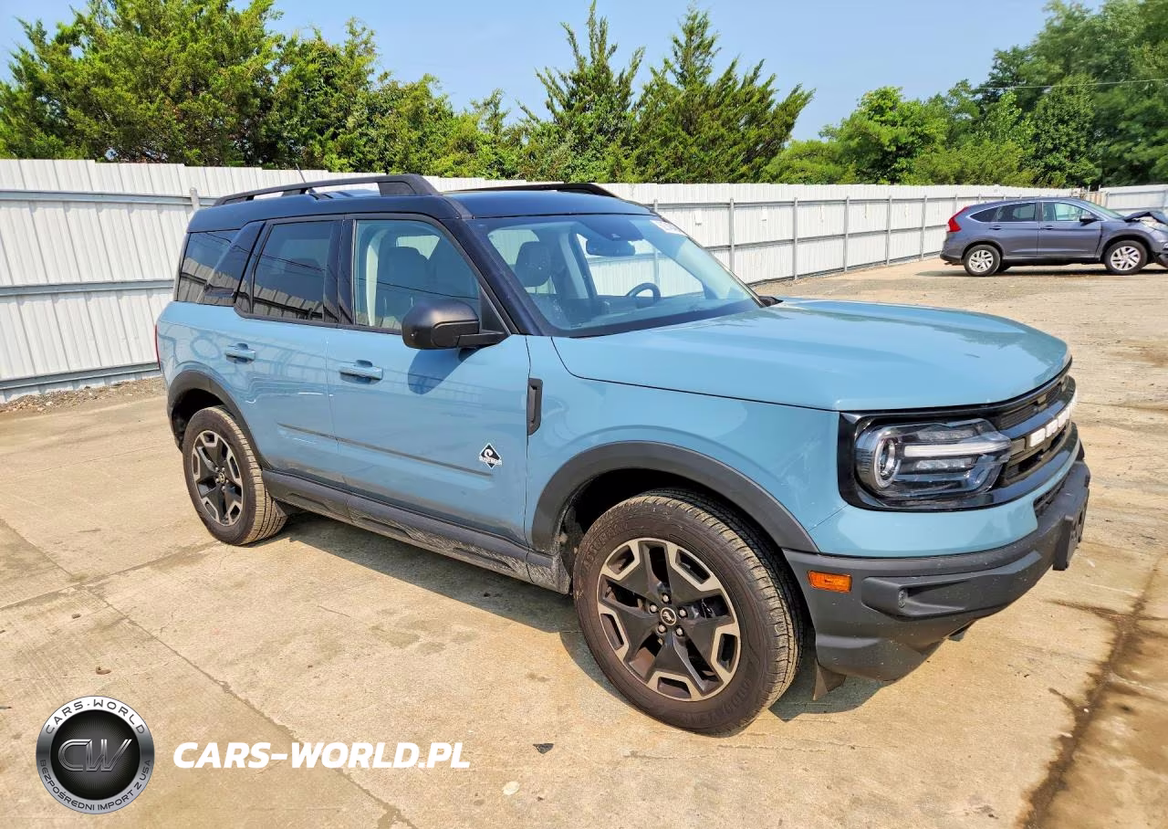 2021 Ford Bronco Sport Outer Banks VIN:3FMCR9C60MRA63429 - 4