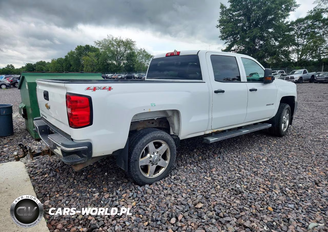 2015 Chevrolet Silverado K2500 Heavy Duty VIN:1GC1KUEG1FF617151 - 3