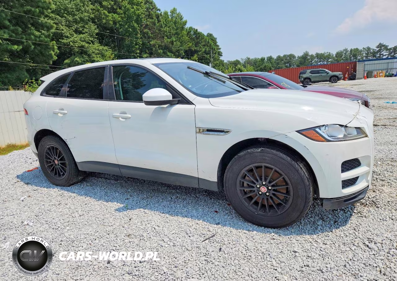2017 Jaguar F-Pace VIN:SADCS2BV3HA062837 - 4