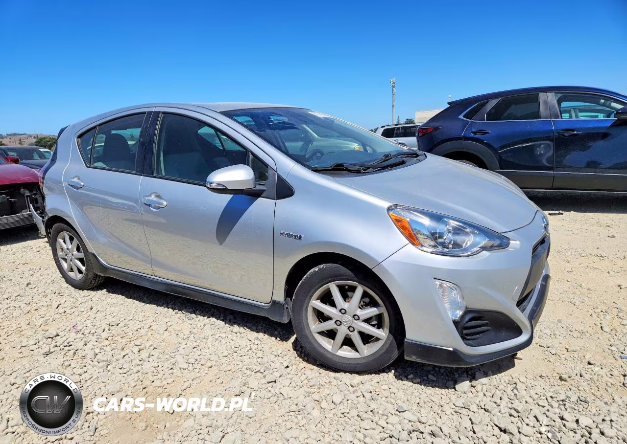 2017 Toyota Prius C One VIN:JTDKDTB31H1594660 - 4
