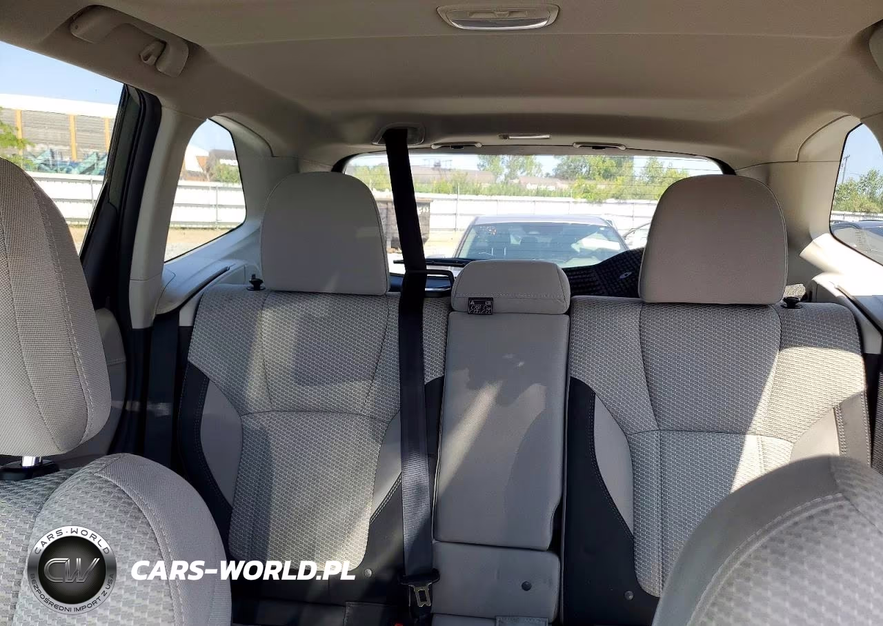2024 Subaru Forester Premium VIN:JF2SKADC5RH503052 - 10