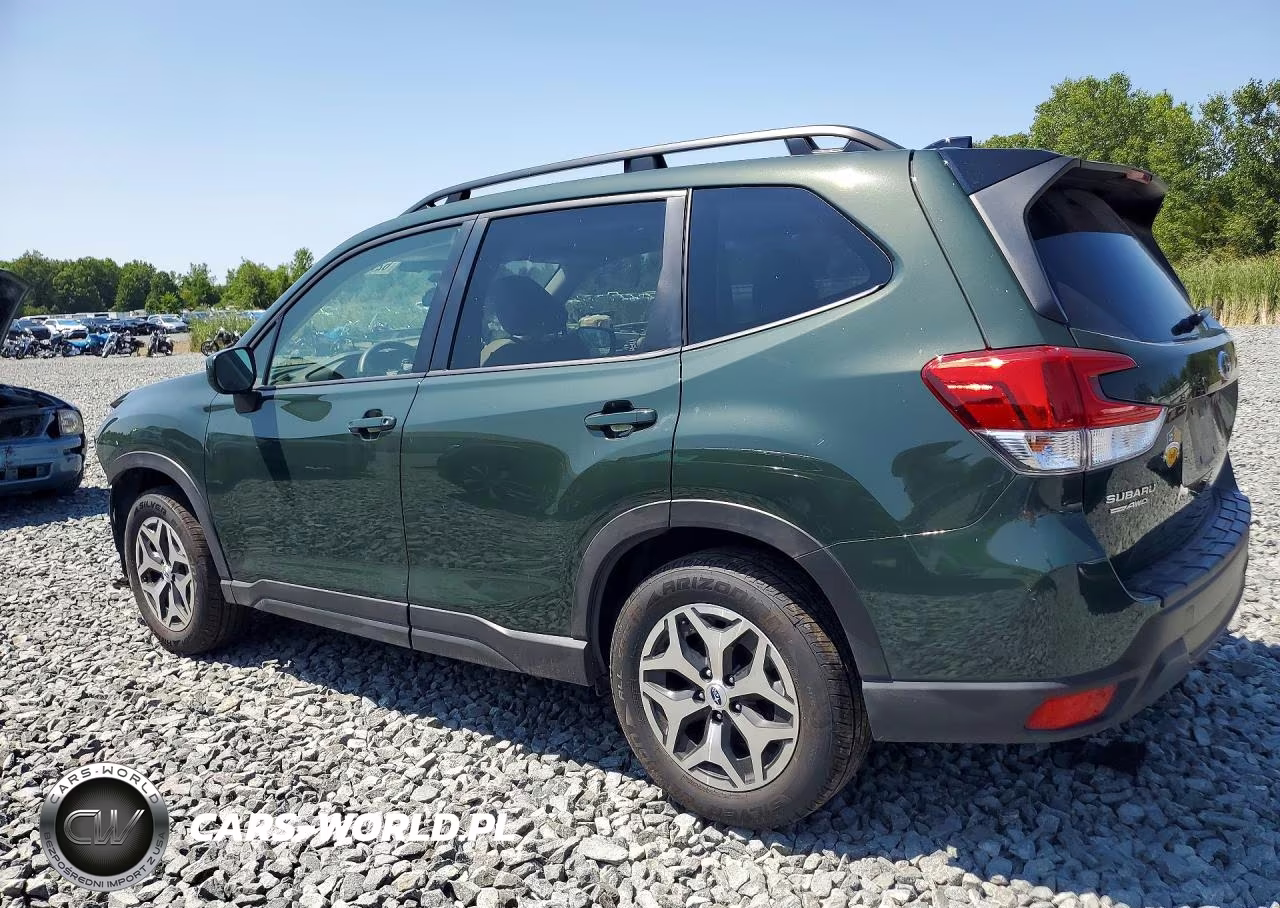 2024 Subaru Forester Premium VIN:JF2SKADC5RH503052 - 2