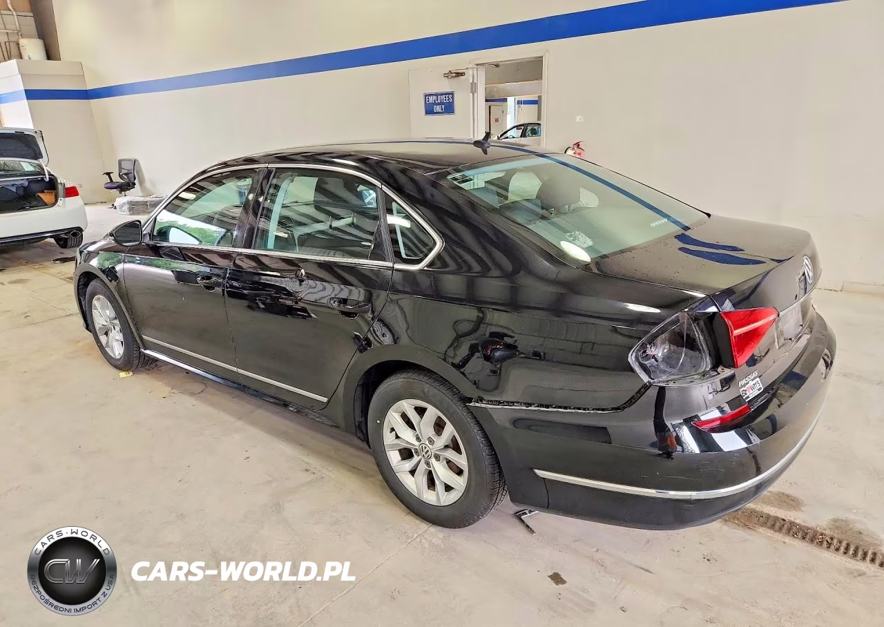 2016 Volkswagen Passat S VIN:1VWAT7A3XGC038628 - 2