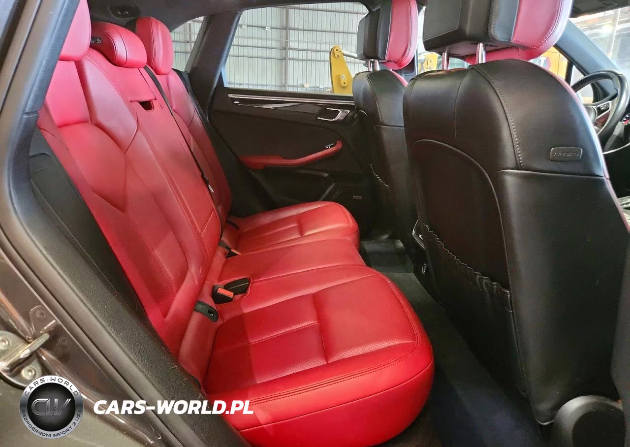 2018 Porsche Macan VIN:WP1AA2A54JLB05680 - 11