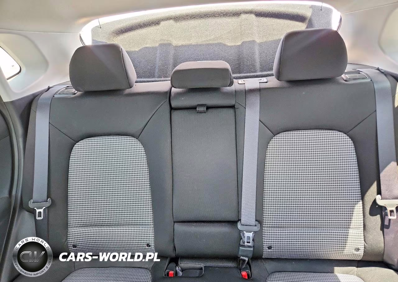 2018 Hyundai Kona Sel VIN:KM8K22AAXJU100246 - 10