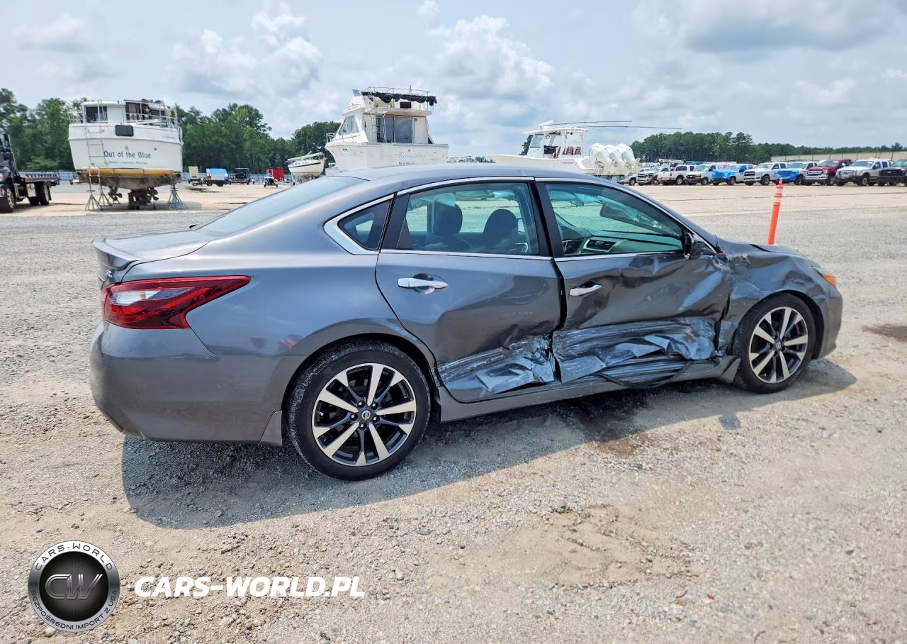 2017 Nissan Altima 2.5 Sr VIN:1N4AL3APXHC158497 - 3