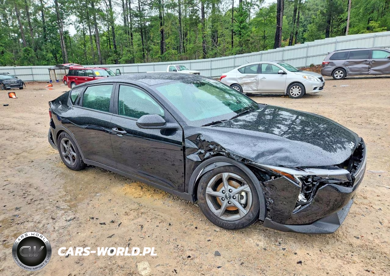 2025 Kia K4 Lxs VIN:3KPFT4DE8SE038004 - 4