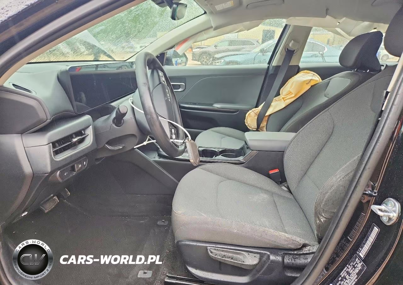 2025 Kia K4 Lxs VIN:3KPFT4DE8SE038004 - 7