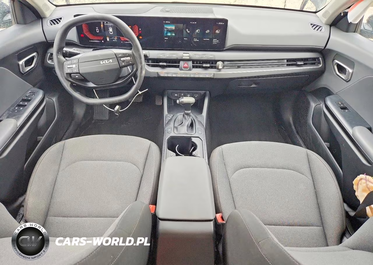 2025 Kia K4 Lxs VIN:3KPFT4DE8SE038004 - 8