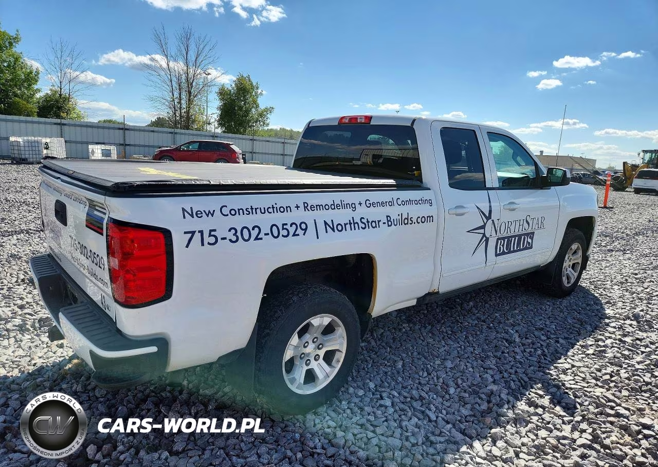 2018 Chevrolet Silverado K1500 Lt VIN:1GCVKREC7JZ136517 - 3