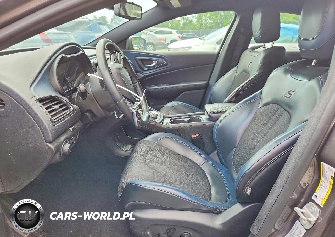 2015 Chrysler 200 S VIN:1C3CCCBB7FN554611 - 7