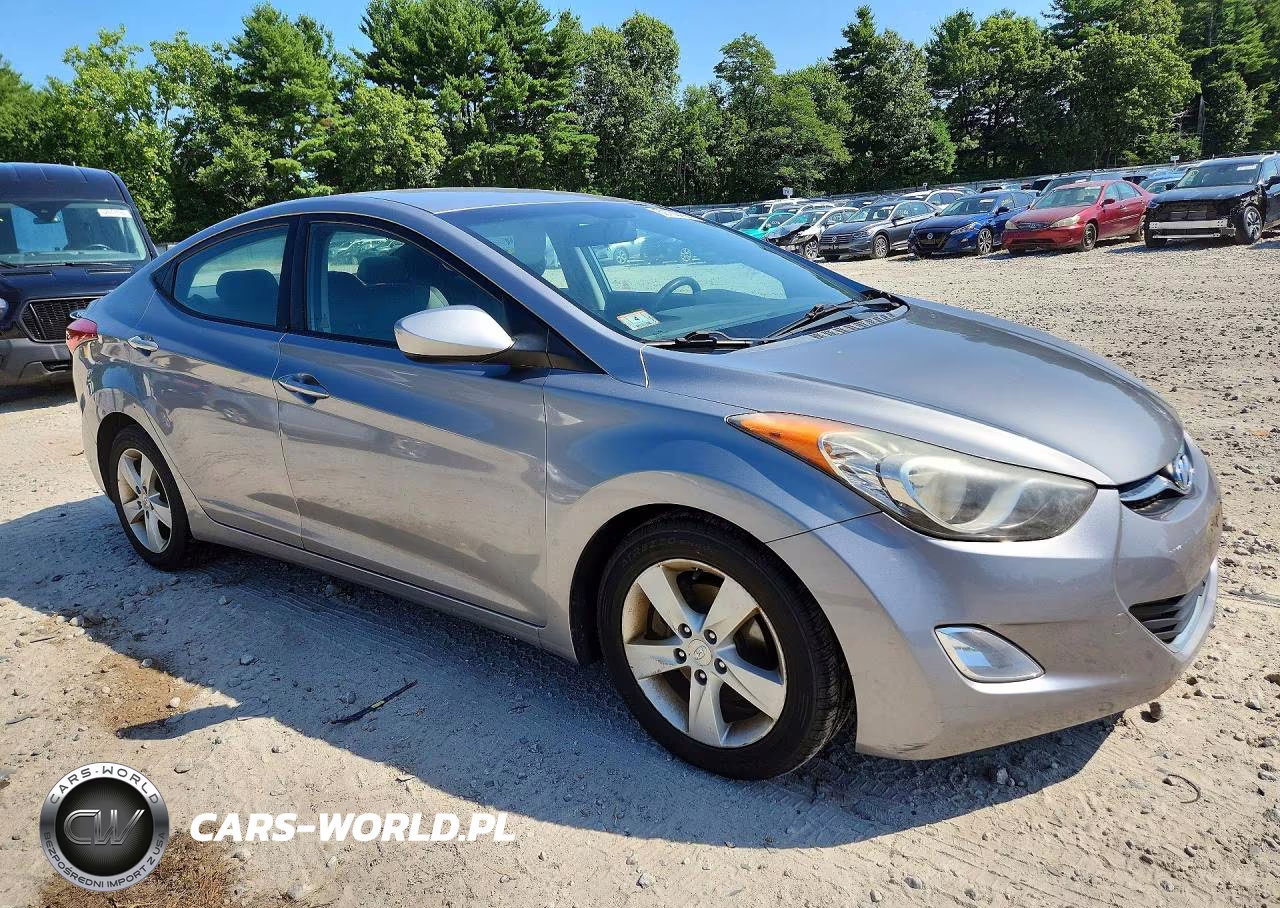 2012 Hyundai Elantra Gls VIN:KMHDH4AE0CU256790 - 4