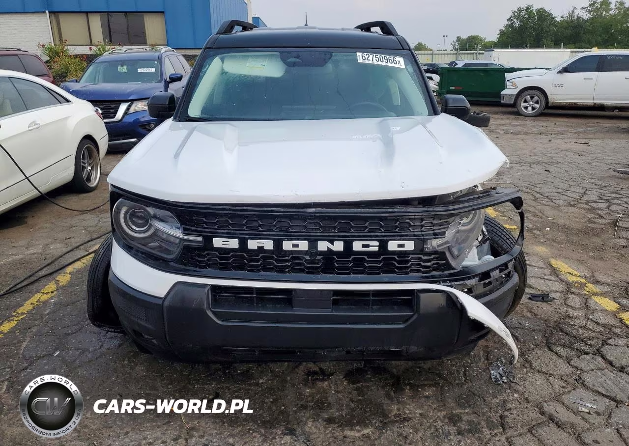 2025 Ford Bronco Sport Outer Banks VIN:3FMCR9CN7SRF85950 - 5