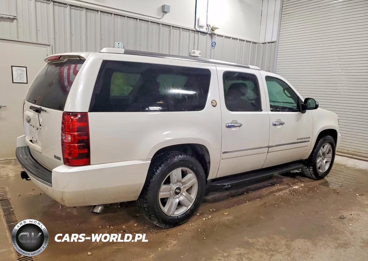 2010 Chevrolet Suburban K1500 Ltz VIN:1GNUKKE36AR268050 - 3