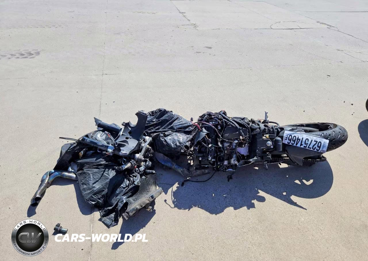 2009 Suzuki Gsx-R750 VIN:JS1GR7LA692103887 - 3