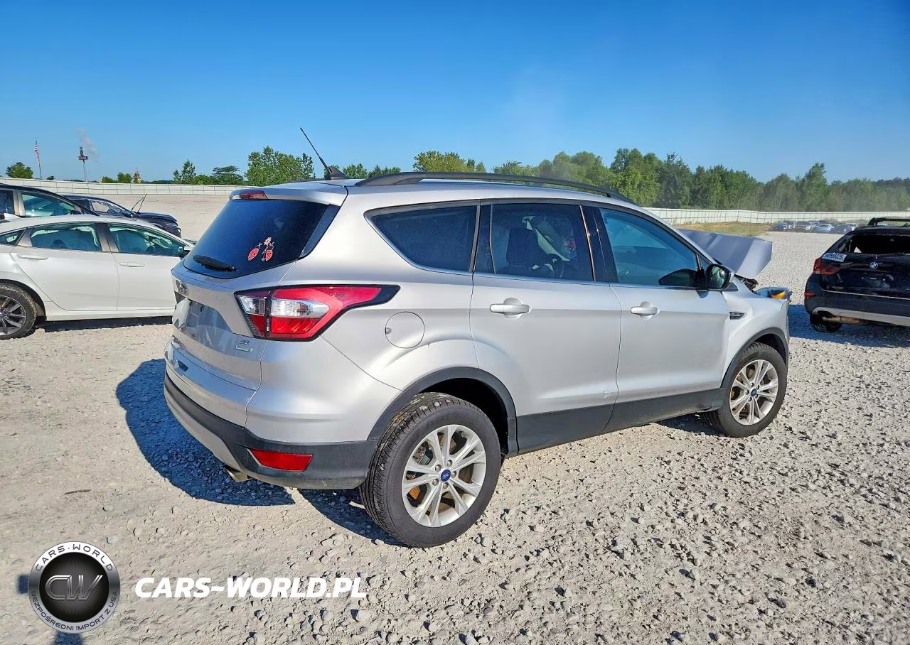 2018 Ford Escape Se VIN:1FMCU0GD1JUD18404 - 3