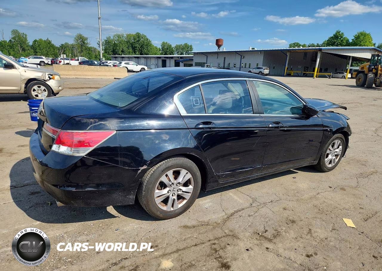 2011 Honda Accord Lxp VIN:1HGCP2F48BA105818 - 3