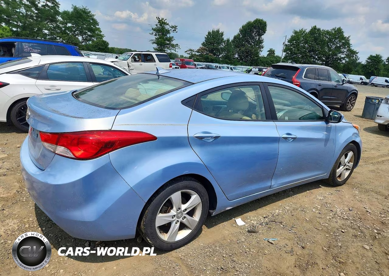 2012 Hyundai Elantra Gls VIN:KMHDH4AE7CU318914 - 3