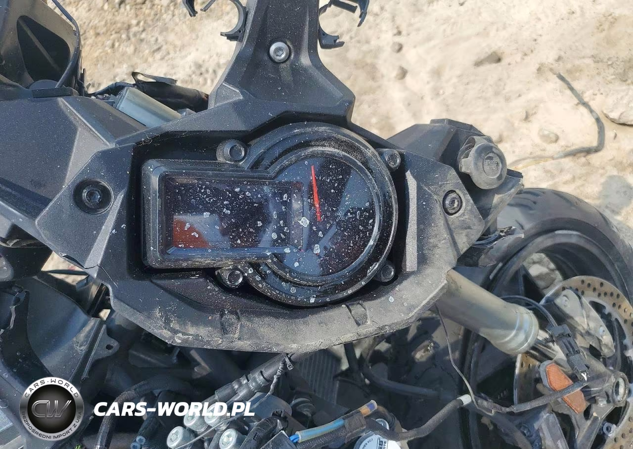 2018 Kawasaki Zx1002 A VIN:JKBZXVA10JA001741 - 7