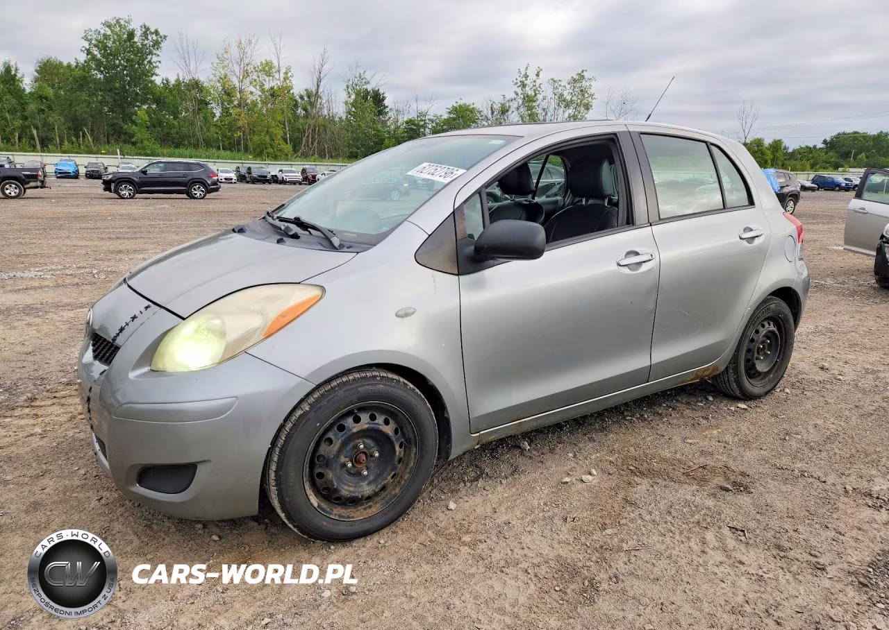 2009 Toyota Yaris Base – zdjęcie 1 z 13