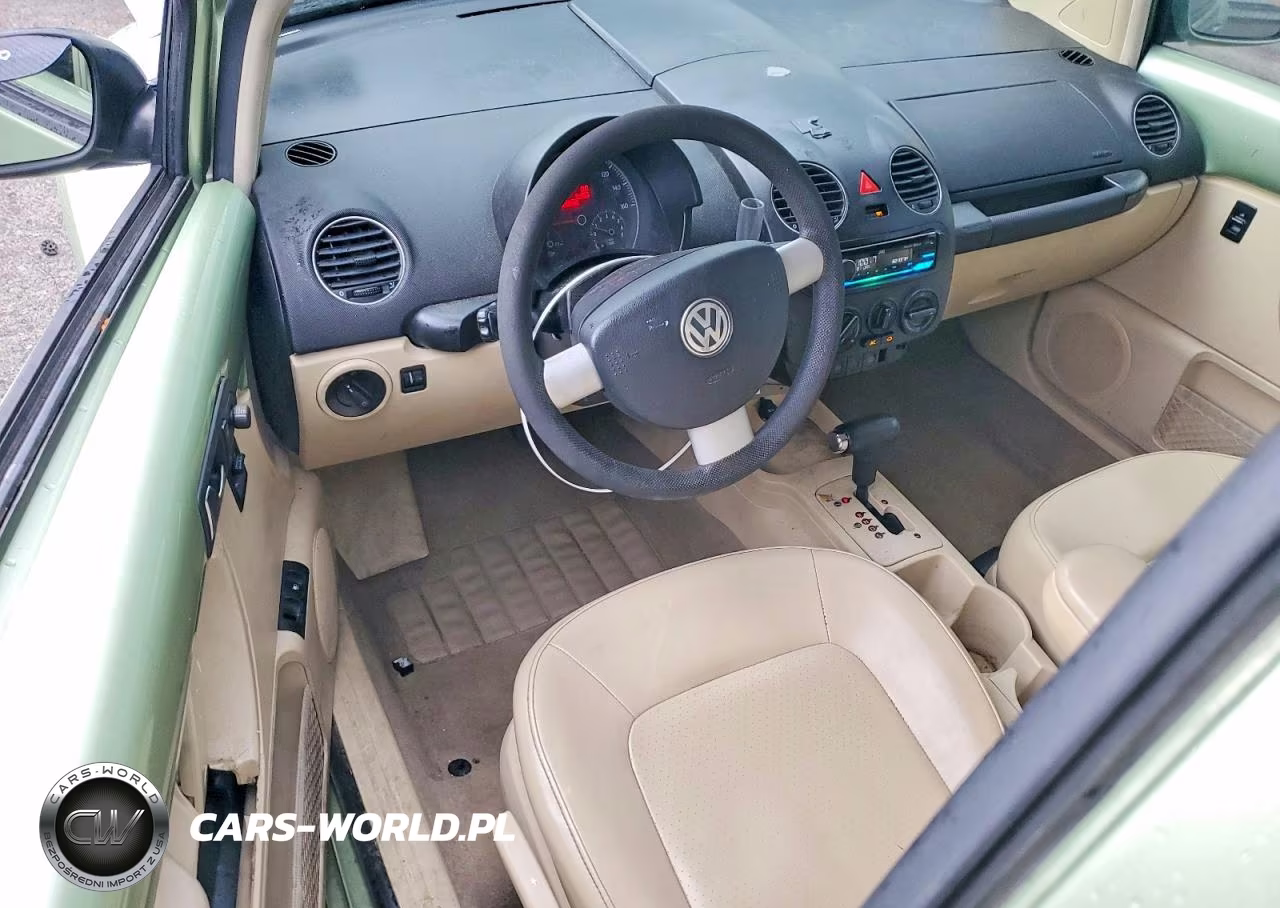 2008 Volkswagen New Beetle S VIN:3VWRW31C18M507365 - 8