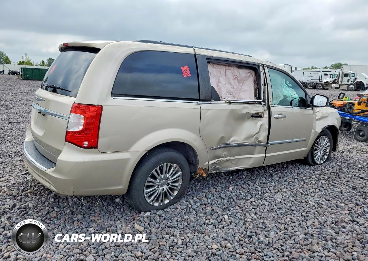 2013 Chrysler Town & Country Touring L VIN:2C4RC1CG2DR534125 - 3