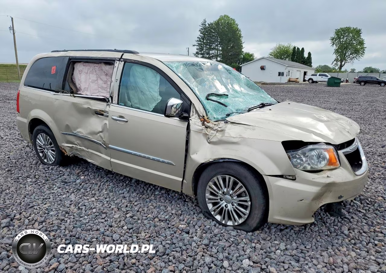 2013 Chrysler Town & Country Touring L VIN:2C4RC1CG2DR534125 - 4