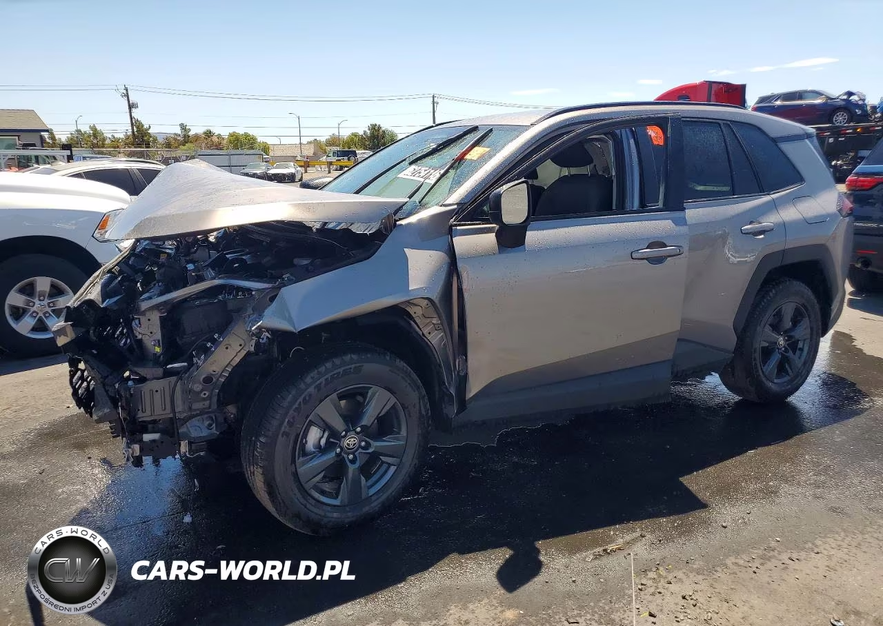 2026 Toyota Rav4 Le – zdjęcie 1 z 12