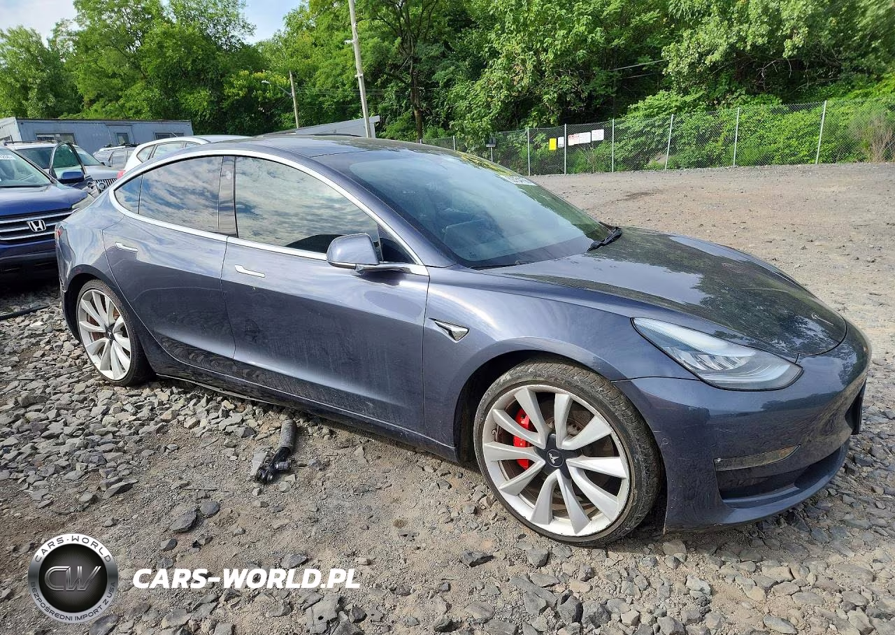 2019 Tesla Model 3 VIN:5YJ3E1EB3KF237567 - 4