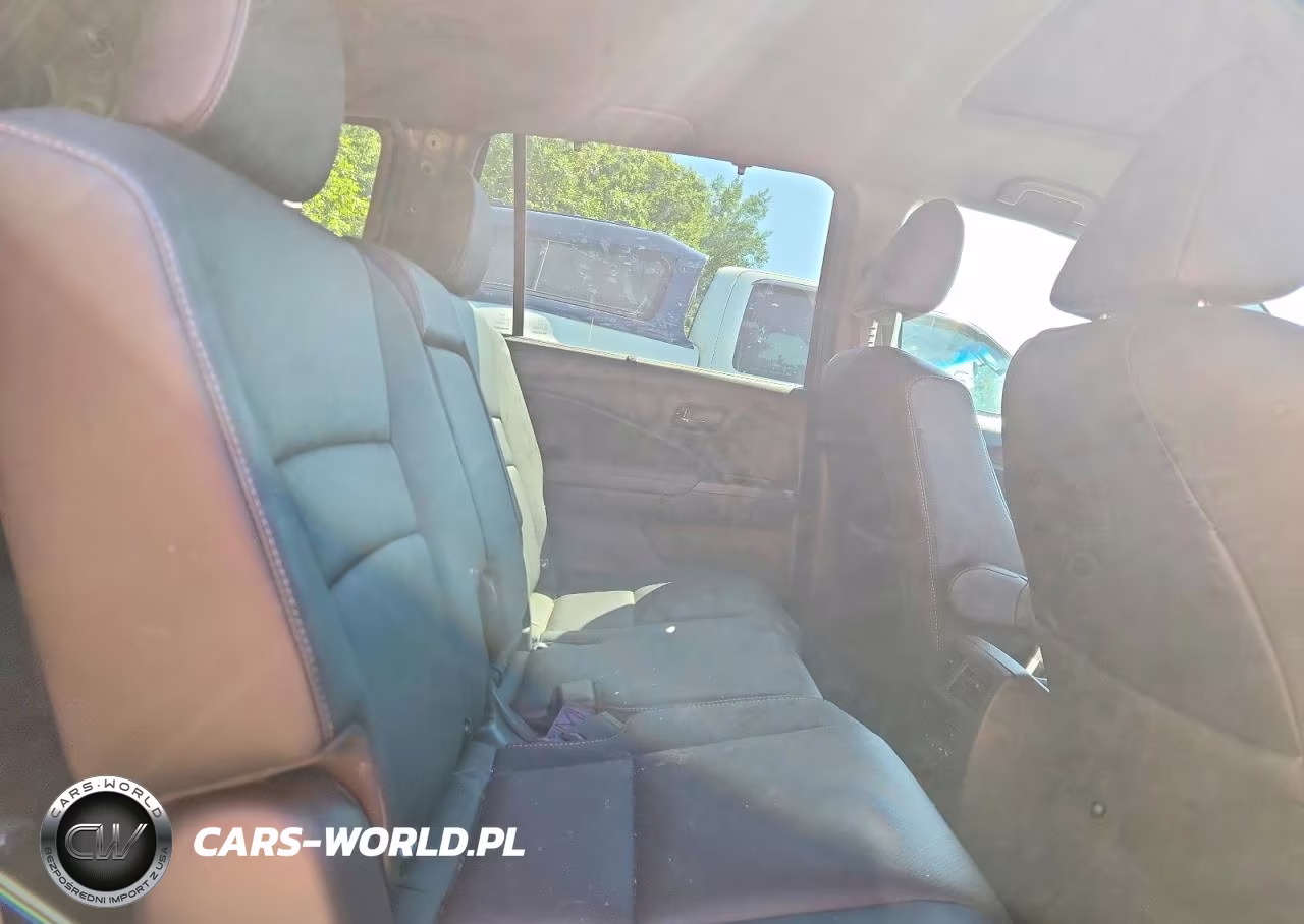 2022 Honda Passport Elite VIN:5FNYF8H09NB012886 - 11