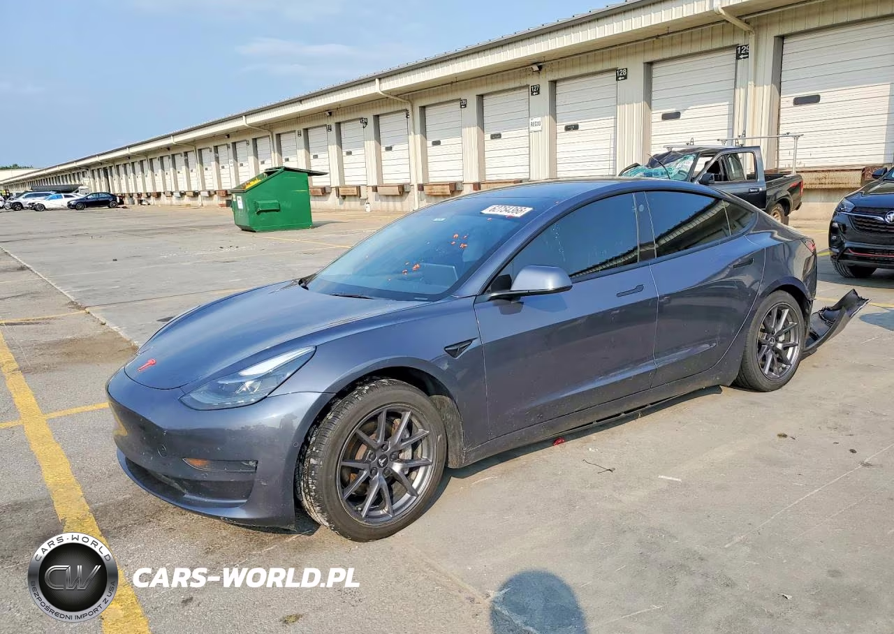 2022 Tesla Model 3 – zdjęcie 1 z 12