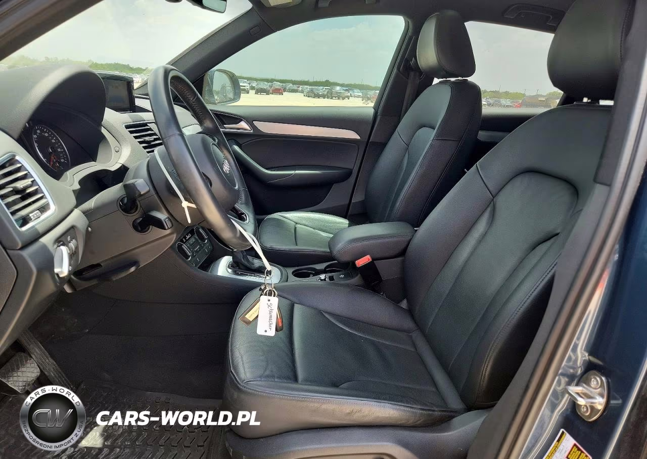 2018 Audi Q3 Premium Plus VIN:WA1HCCFS9JR023014 - 7