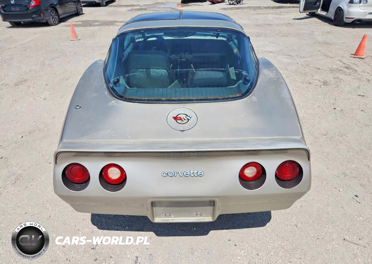 1982 Chevrolet Corvette VIN:1G1AY0788C5121304 - 6