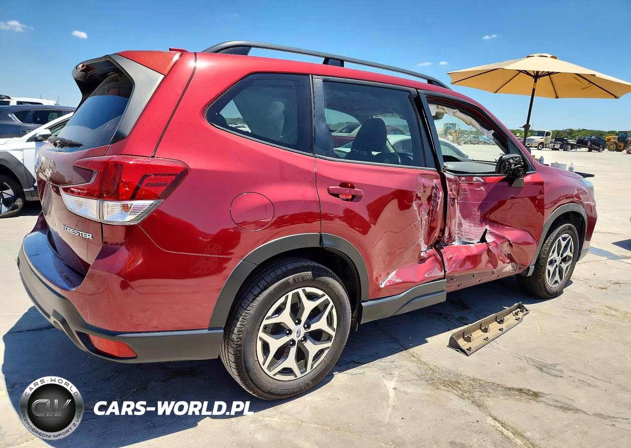 2020 Subaru Forester Premium VIN:JF2SKAJC0LH446917 - 3