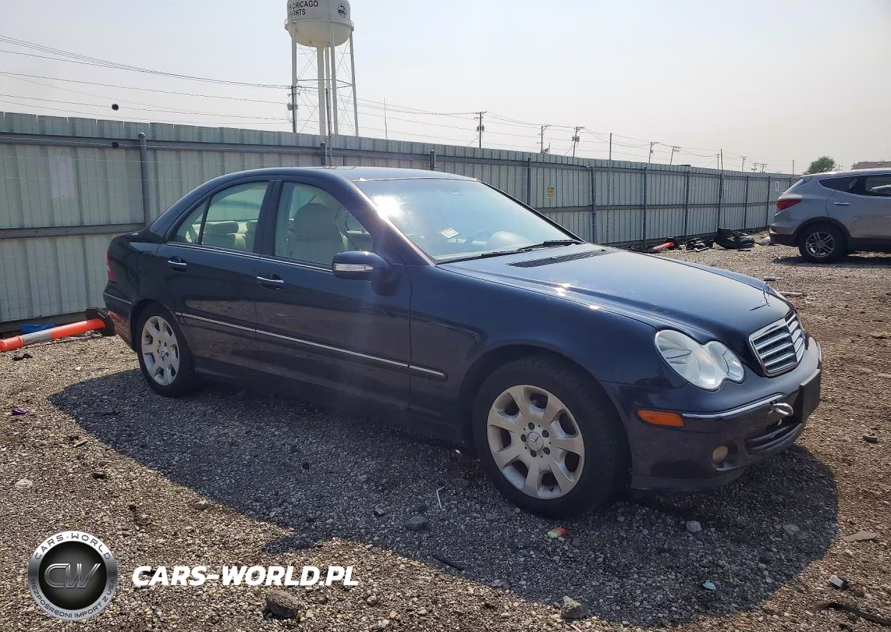 2005 Mercedes-Benz C 240 4Matic VIN:WDBRF81J95F613894 - 4