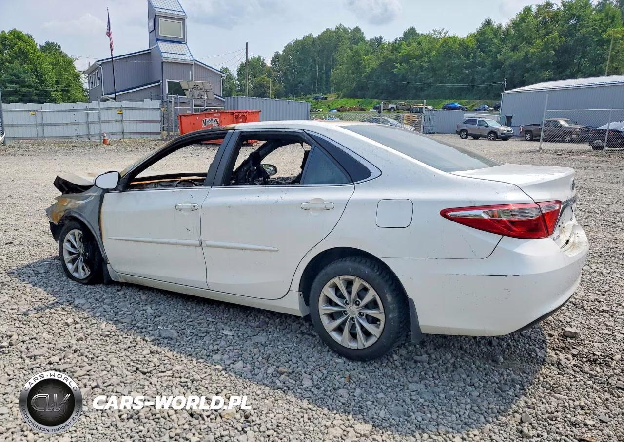 2017 Toyota Camry Le VIN:4T1BF1FK4HU702148 - 2