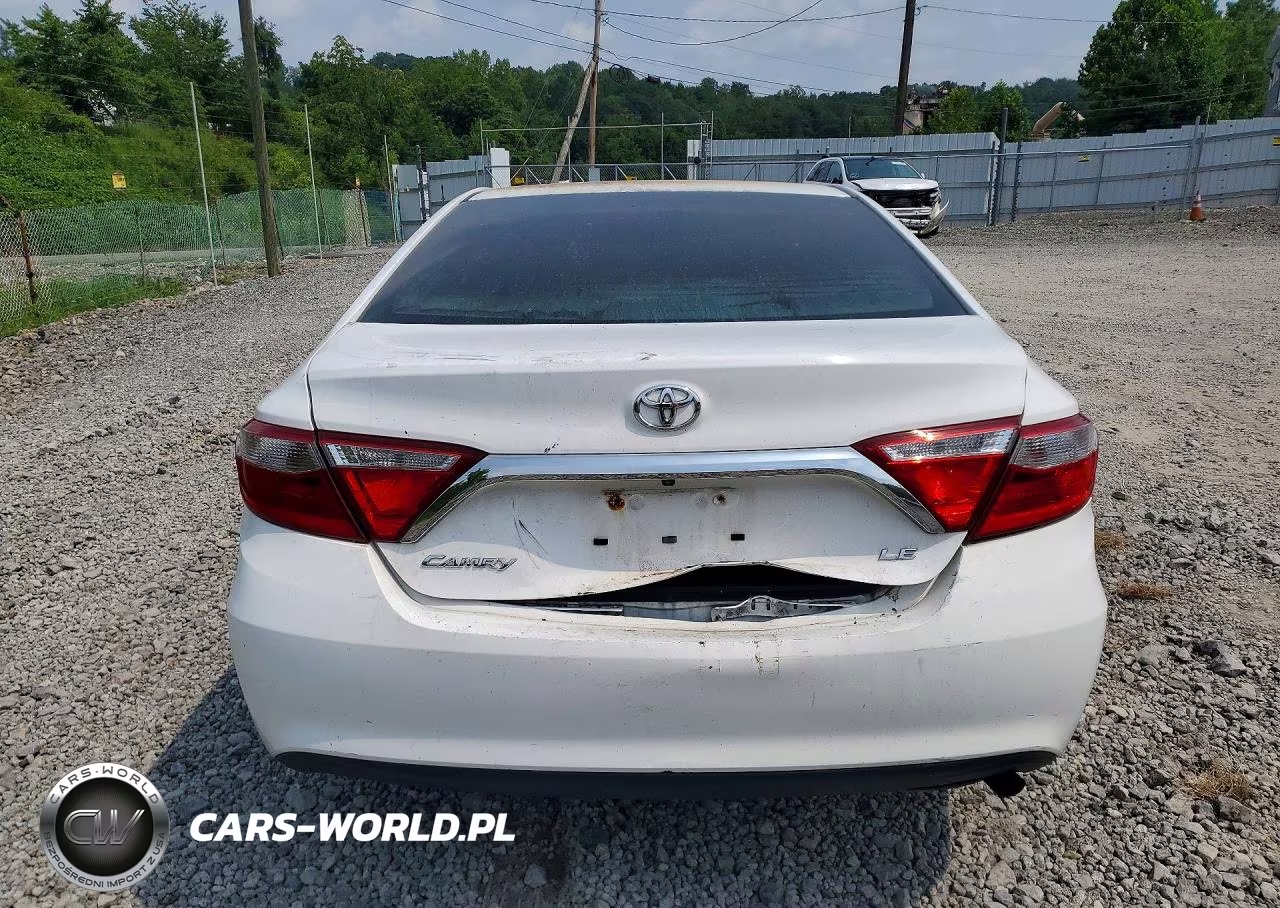 2017 Toyota Camry Le VIN:4T1BF1FK4HU702148 - 6