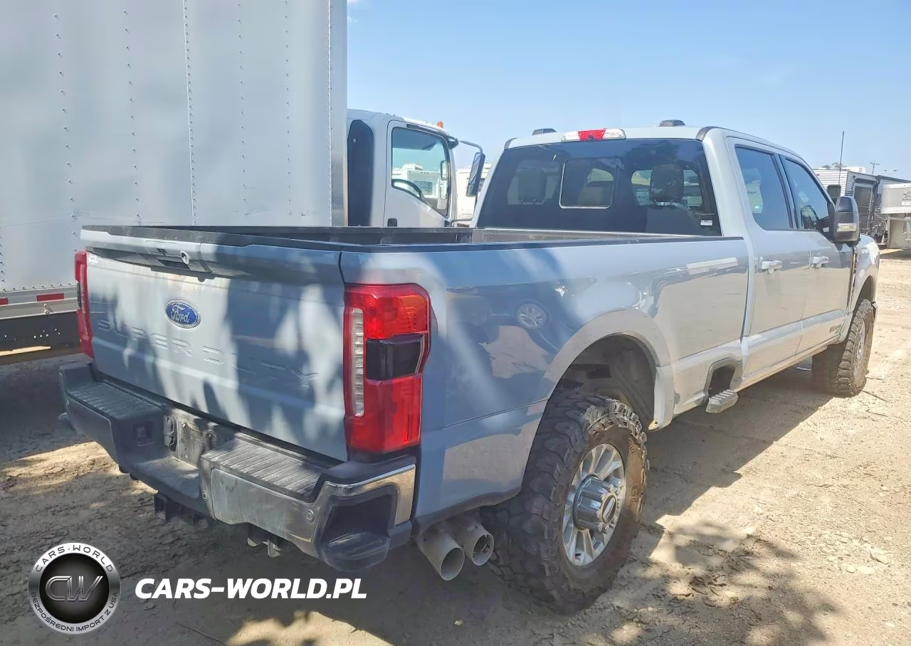 2024 Ford F350 Super Duty VIN:1FT8W3BT4REC60928 - 3