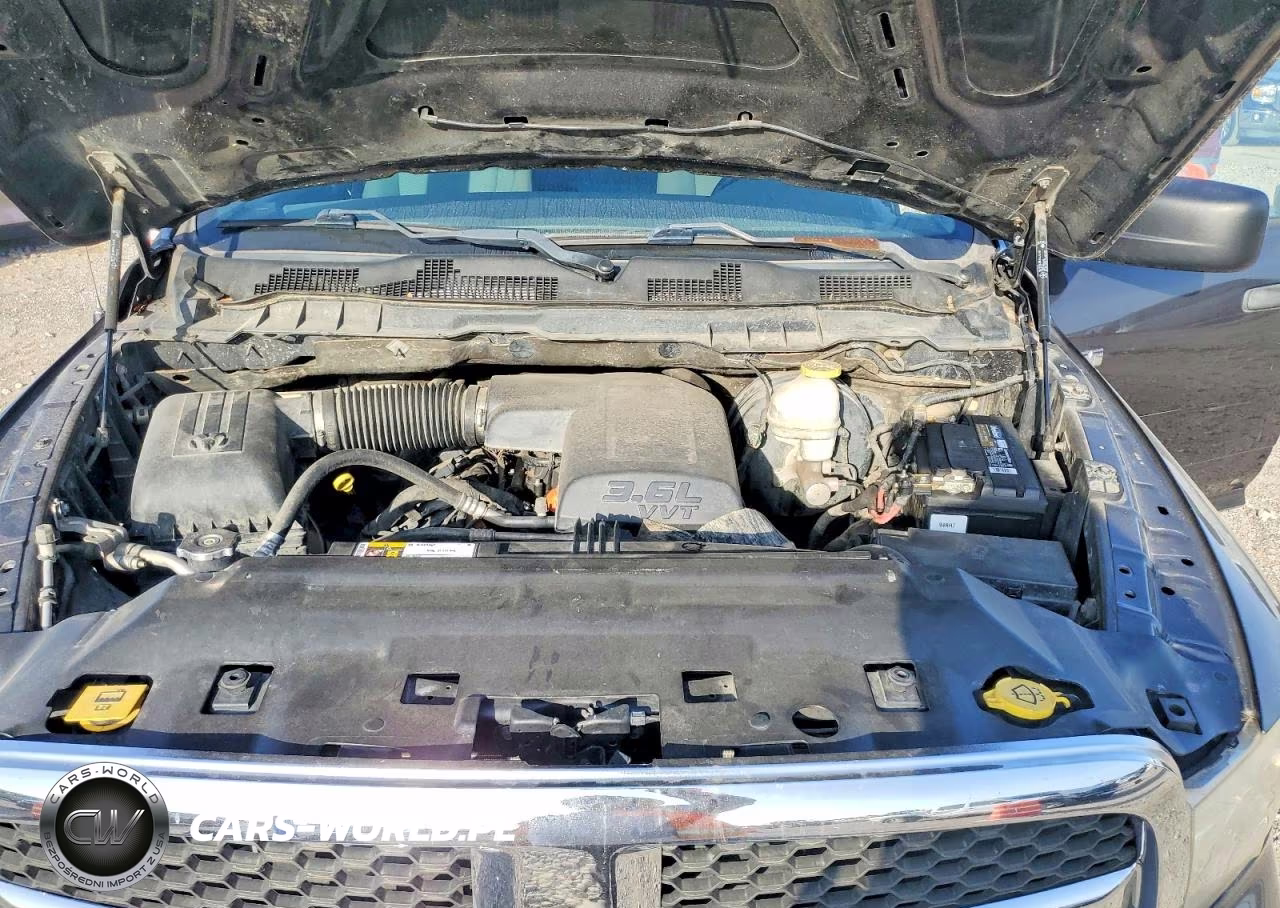 2019 Ram 1500 Classic Tradesman VIN:1C6RR6FG7KS629130 - 11