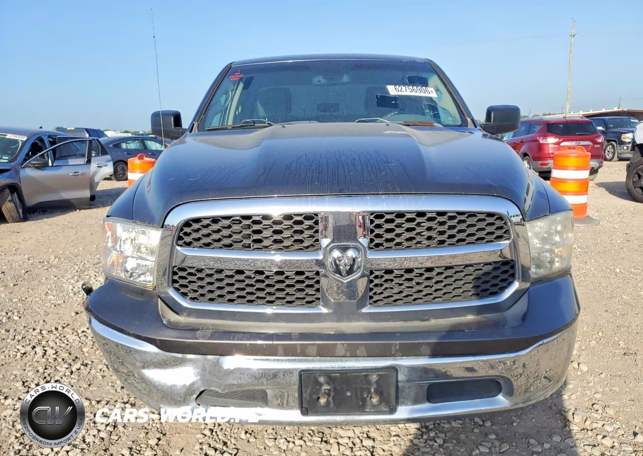 2019 Ram 1500 Classic Tradesman VIN:1C6RR6FG7KS629130 - 5