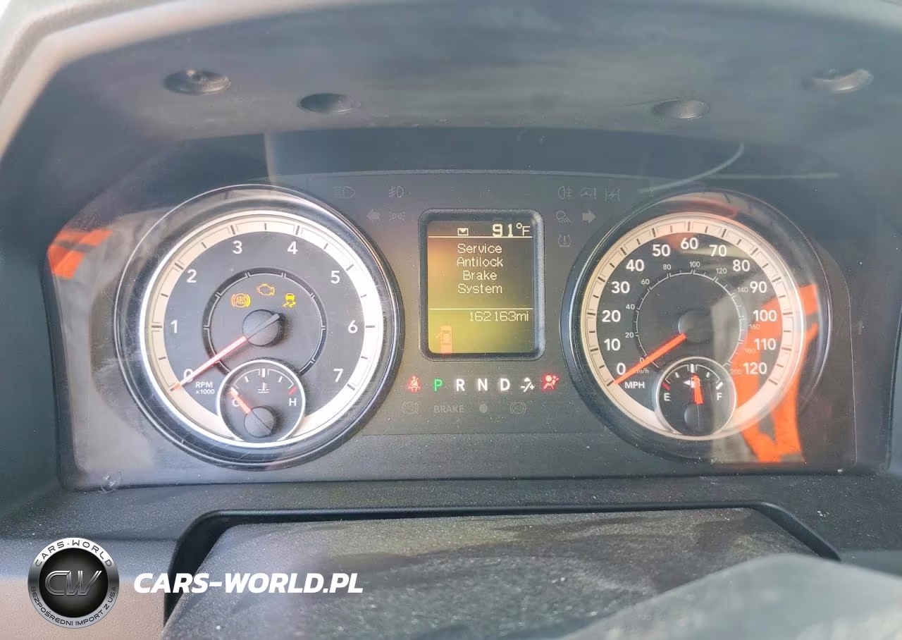 2019 Ram 1500 Classic Tradesman VIN:1C6RR6FG7KS629130 - 9