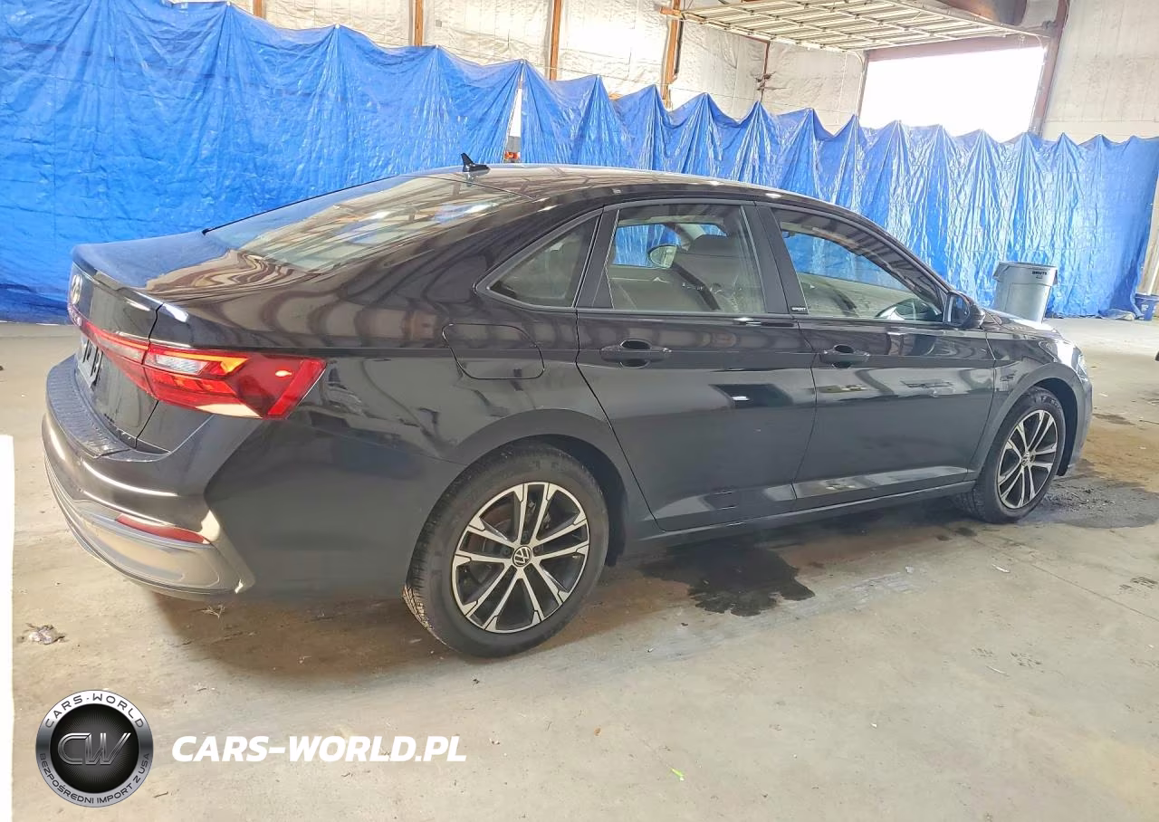2025 Volkswagen Jetta Sport VIN:3VWBX7BU6SM095884 - 3