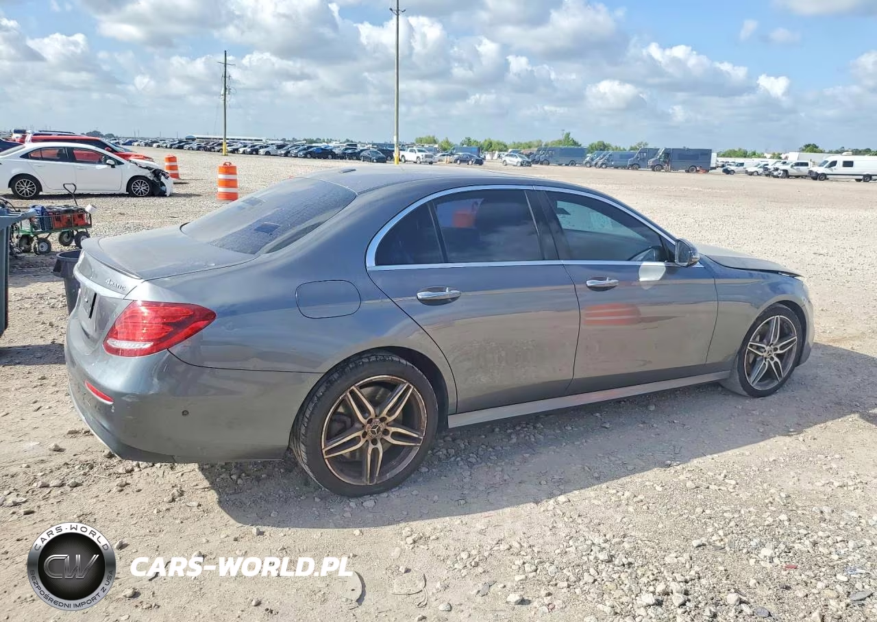 2018 Mercedes-Benz E 400 4Matic VIN:WDDZF6GB6JA434831 - 3